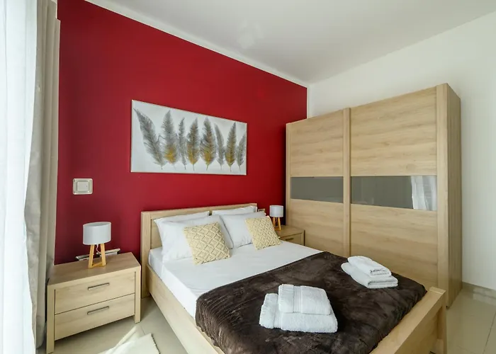 Breathtaking Penthouse Crimson Court B Апартаменты