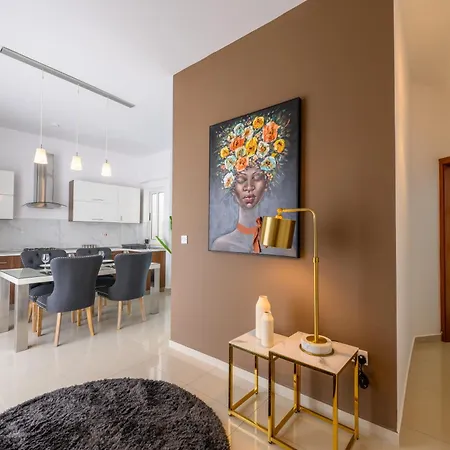 דירה Breathtaking Penthouse Crimson Court B *