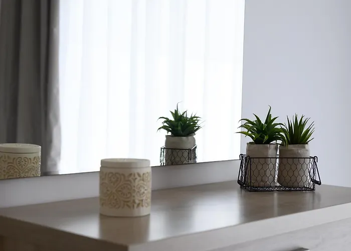 아파트 Breathtaking Penthouse Crimson Court B *